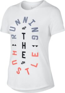 Dámské tričko Nike Run Hustle Tee Bílá / Více barev